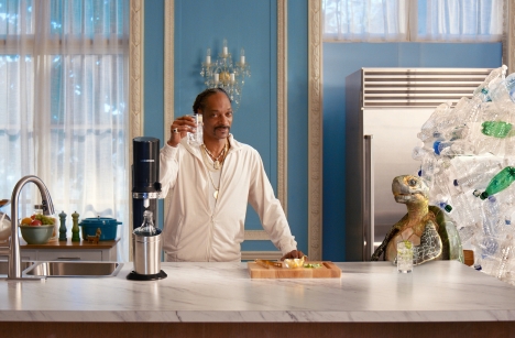 SodaStream startet Kampagne mit Snoop Dogg und sagt, warum Umweltschutz wichtig bleibt -